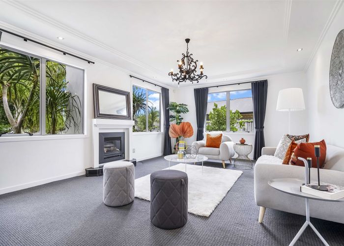  at 41 Darjon Drive, Huntington, Hamilton