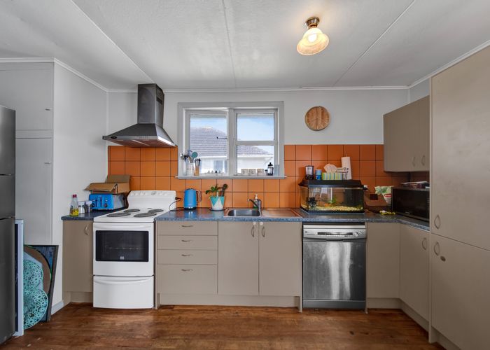  at 287 South Road, Hawera