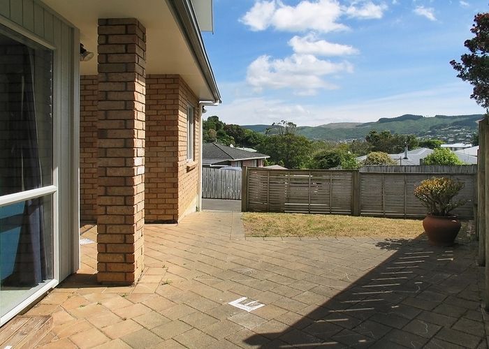  at 38 Mahoe Street, Tawa, Wellington