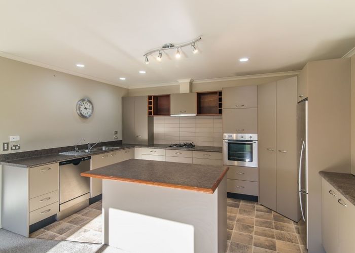  at 8 Nicholas Place, Waikanae Beach, Waikanae
