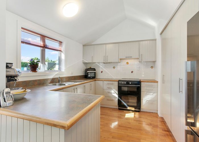  at 25 Rutherglen Avenue, Ilam, Christchurch
