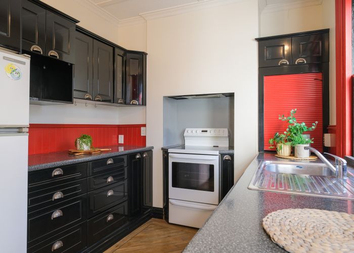  at 2 Macnee Street, Mornington, Dunedin