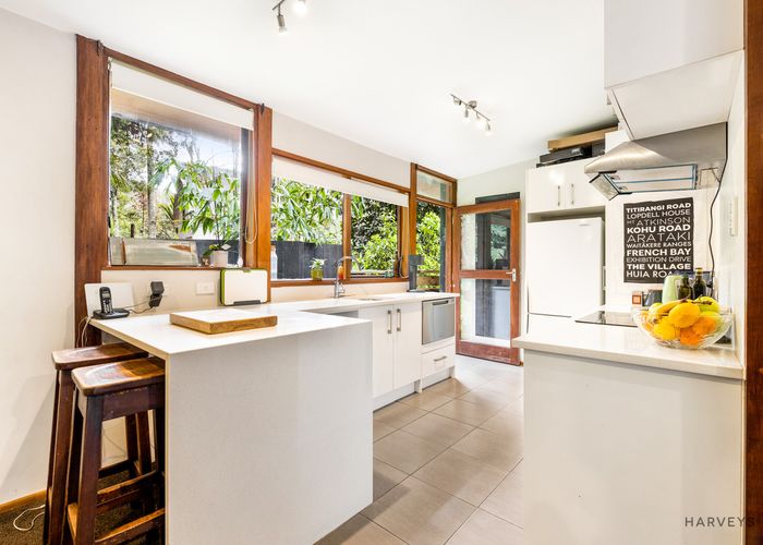  at 24 Mahoe Road, Titirangi, Auckland