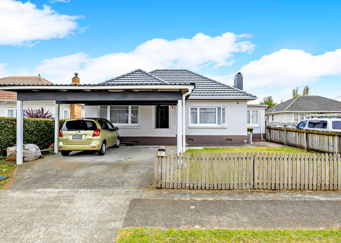  at 12 Ballance Avenue, Papatoetoe, Auckland