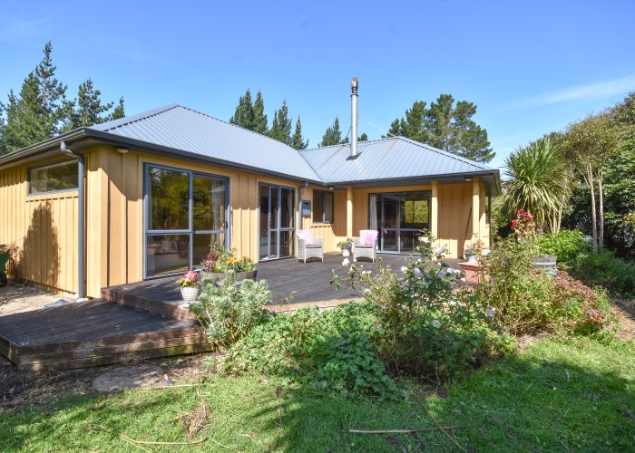  at 37 McKendry Road, Woodside, Outram