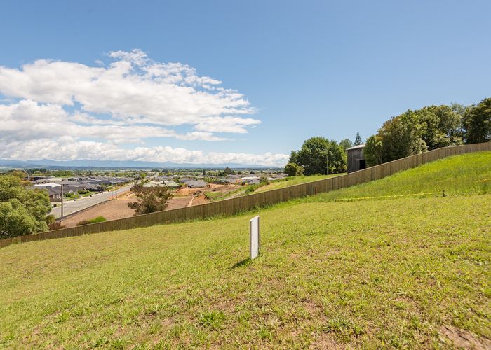  at 1 Broadview Way, Richmond, Richmond