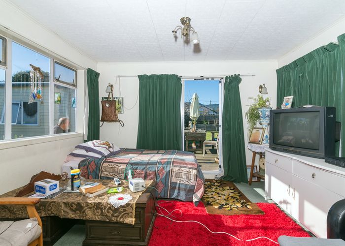  at 8 Charles Road, Hannahs Bay, Rotorua