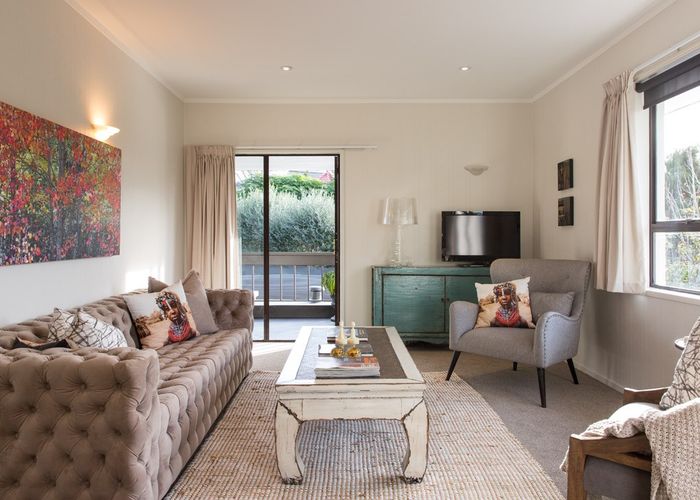  at 6/7 Kitirawa Road, Remuera, Auckland