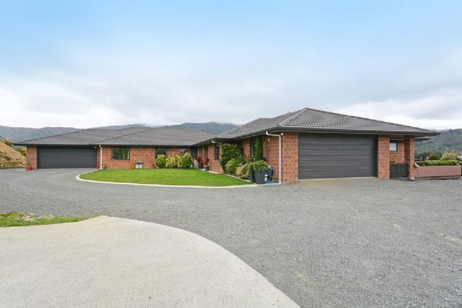  at 62 Stroma Way, Maymorn, Upper Hutt