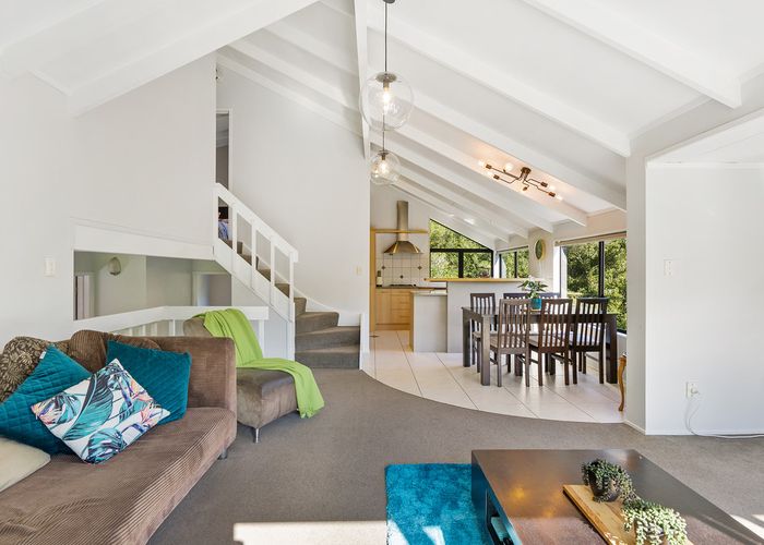  at 5 Hebe Place, Birkenhead, Auckland