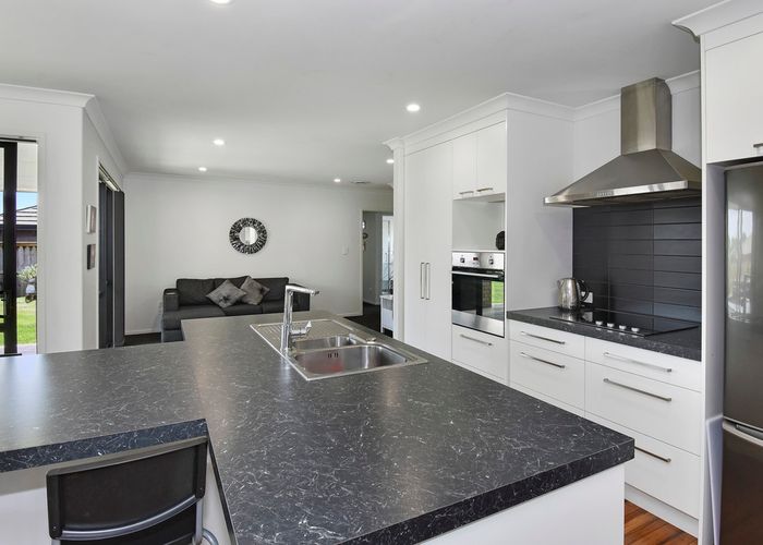  at 19 Fletcher Lane, Patumahoe, Pukekohe