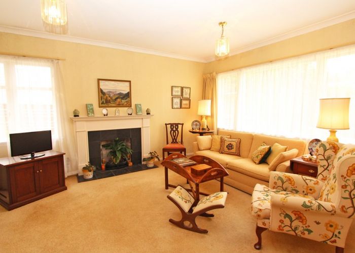  at 31 Ranui Terrace, Tawa, Wellington