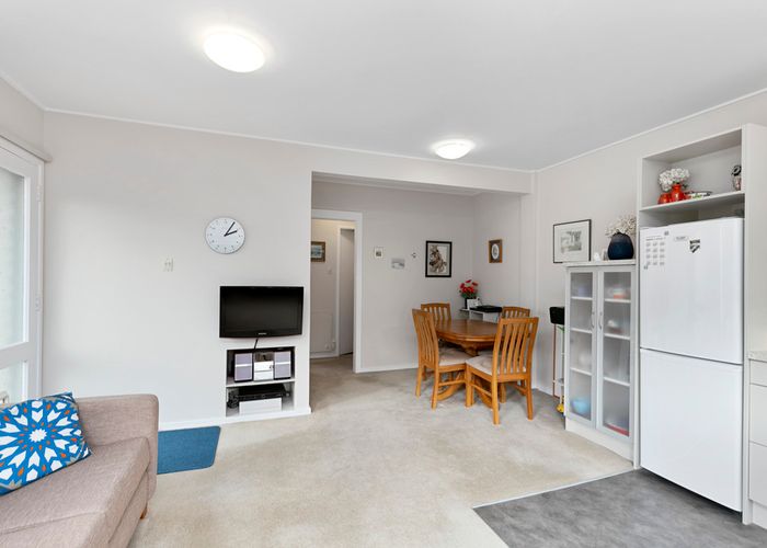  at 7/147 Glenmore Street, Kelburn, Wellington