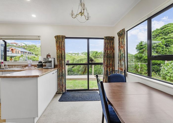  at 41 Peppertree Lane, Woodridge, Wellington