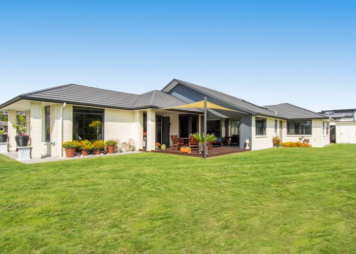  at 30 Double Bay Road, Pyes Pa, Tauranga