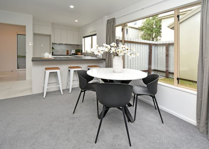  at 5/17 Longley Place, Addington, Christchurch