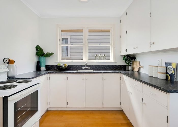  at 1/9 Wright Road, Point Chevalier, Auckland