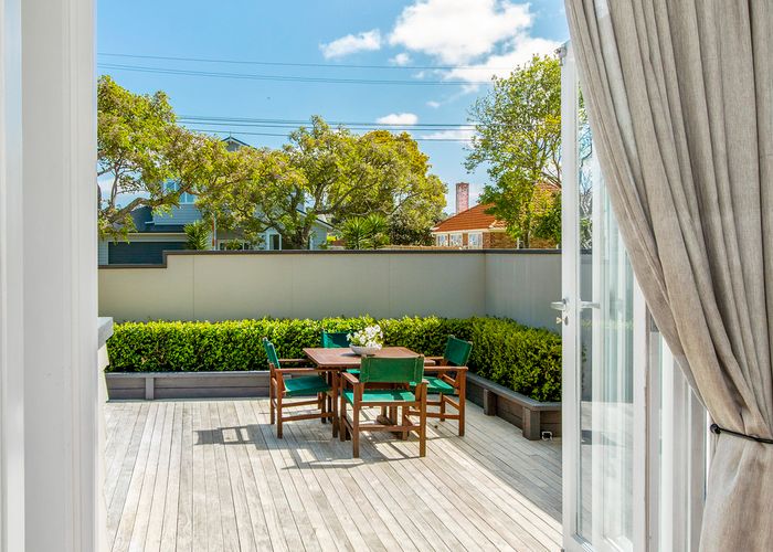  at 1/117 Grey Street, Onehunga, Auckland