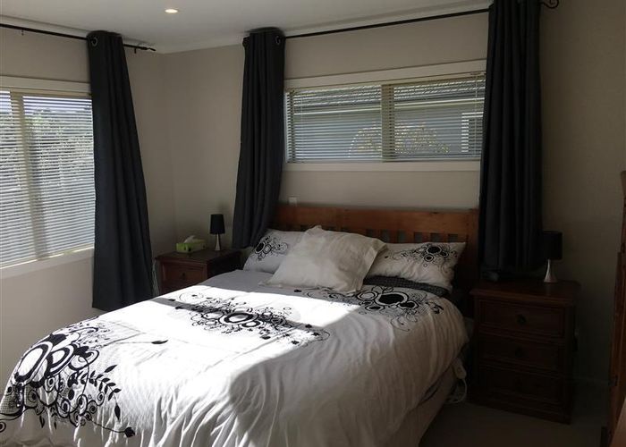 at 1 Catlins Glen, Aotea, Porirua