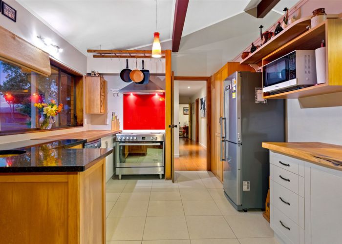  at 1109 Scenic Drive North, Swanson, Auckland