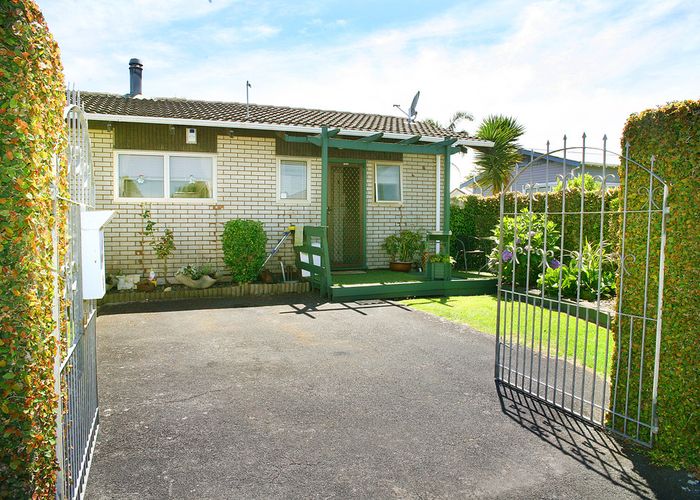  at 1/9 Marr Road, Manurewa, Auckland