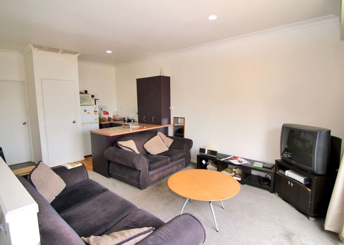  at 15C Hood Street, Hamilton Central, Hamilton