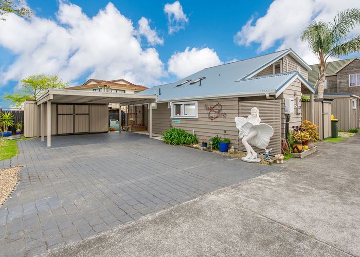  at 1/195 Fisher Parade, Farm Cove, Auckland