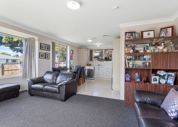  at 1/97 Royal Park Drive, Parklands, Christchurch