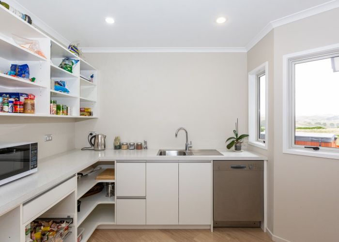  at 127 Silverton Road, Poraiti, Napier
