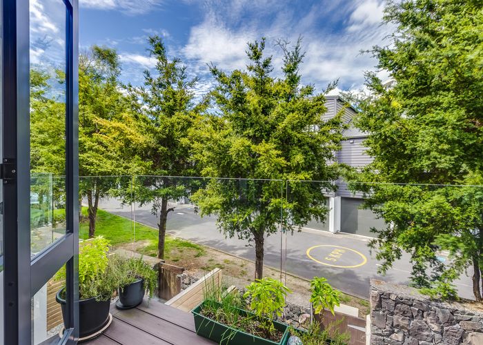  at 6 Sudbury Terrace, Parnell, Auckland