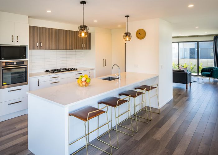  at 22 Cromwell Point, Newlands, Wellington