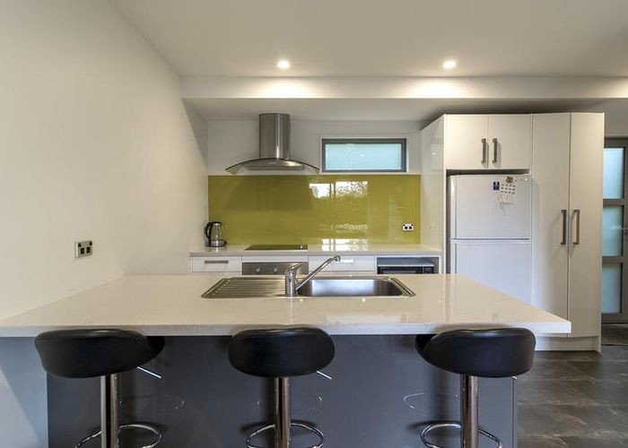  at 2/7 Union Street, North Dunedin, Dunedin