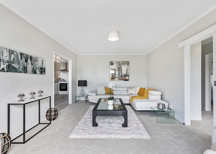  at 27 Woburn Street, Mangere East, Auckland