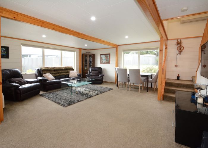  at 196 Moturata Road, Brighton