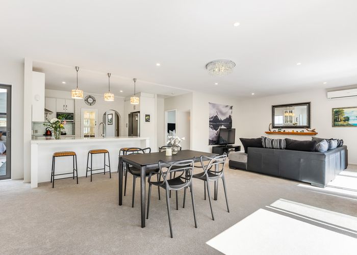  at 93 Portland Road, Remuera, Auckland