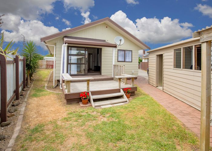  at 12A Manuroa Road, Takanini, Auckland