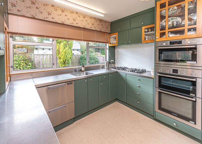 Free property data for 185 Great North Road, Otamatea, Whanganui