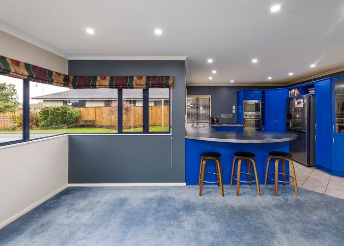  at 7 La Lena Grove, Fitzherbert, Palmerston North
