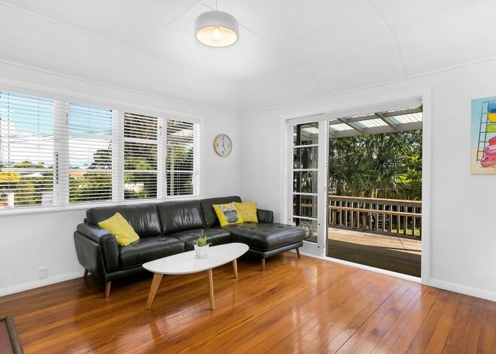  at 28 Oban Road, Westmere, Auckland