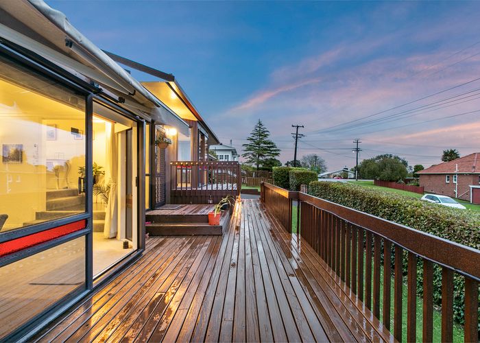  at 1A Eastglen Road, Glen Eden, Auckland