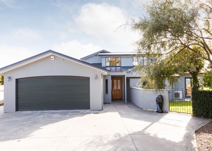  at 27 Abby Road, Fitzherbert, Palmerston North
