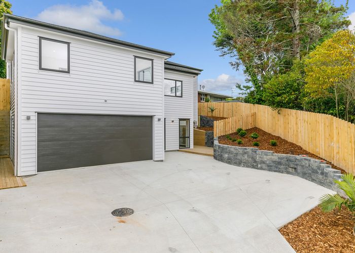  at 79 Lake Road, Northcote, Auckland
