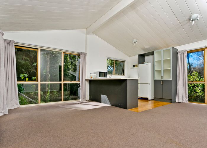  at 7 Awaruku Road, Torbay, Auckland