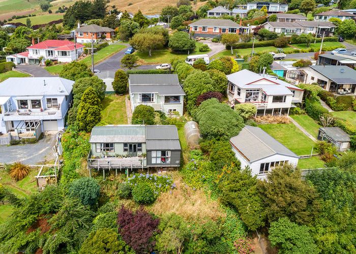 Free property data for 12 Jane Street, Macandrew Bay, Dunedin homes.co.nz