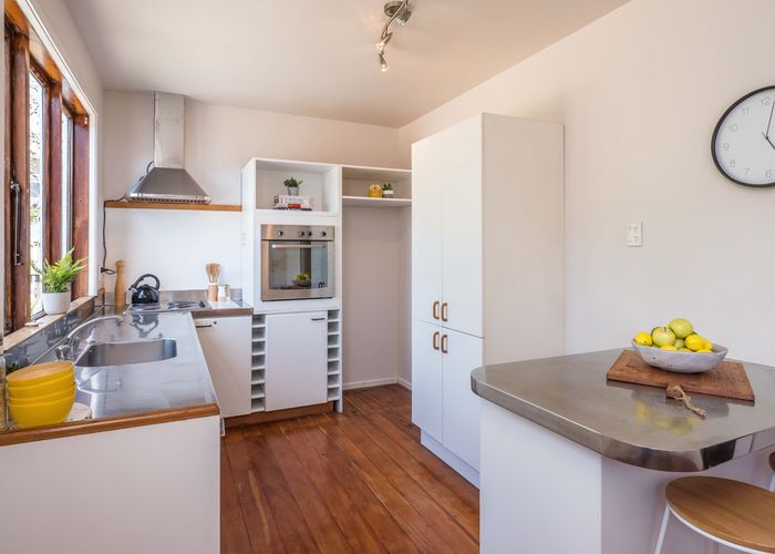  at 36 Beach Street, Petone, Lower Hutt