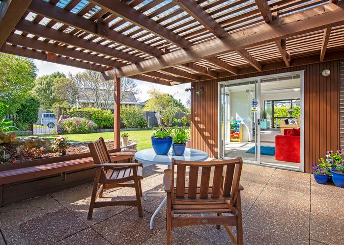  at 1/1 Arkley Avenue, Farm Cove, Auckland