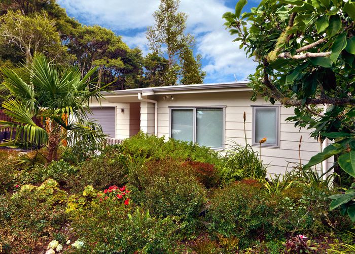  at 46 Tawini Road, Titirangi, Auckland