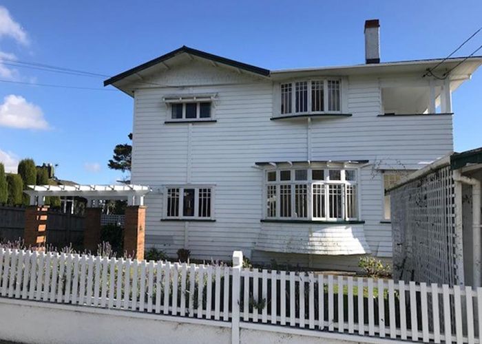  at 32 Upland Road, Remuera, Auckland