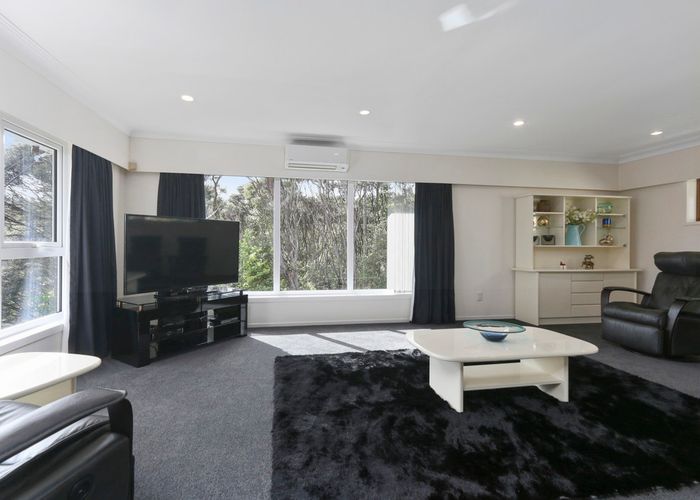  at 83 Woodfern Crescent, Titirangi, Auckland