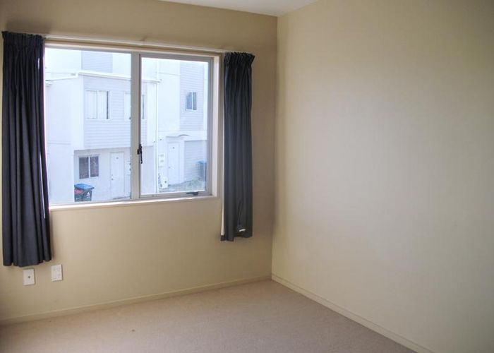  at 36/218 Captain Springs Road, Te Papapa, Auckland